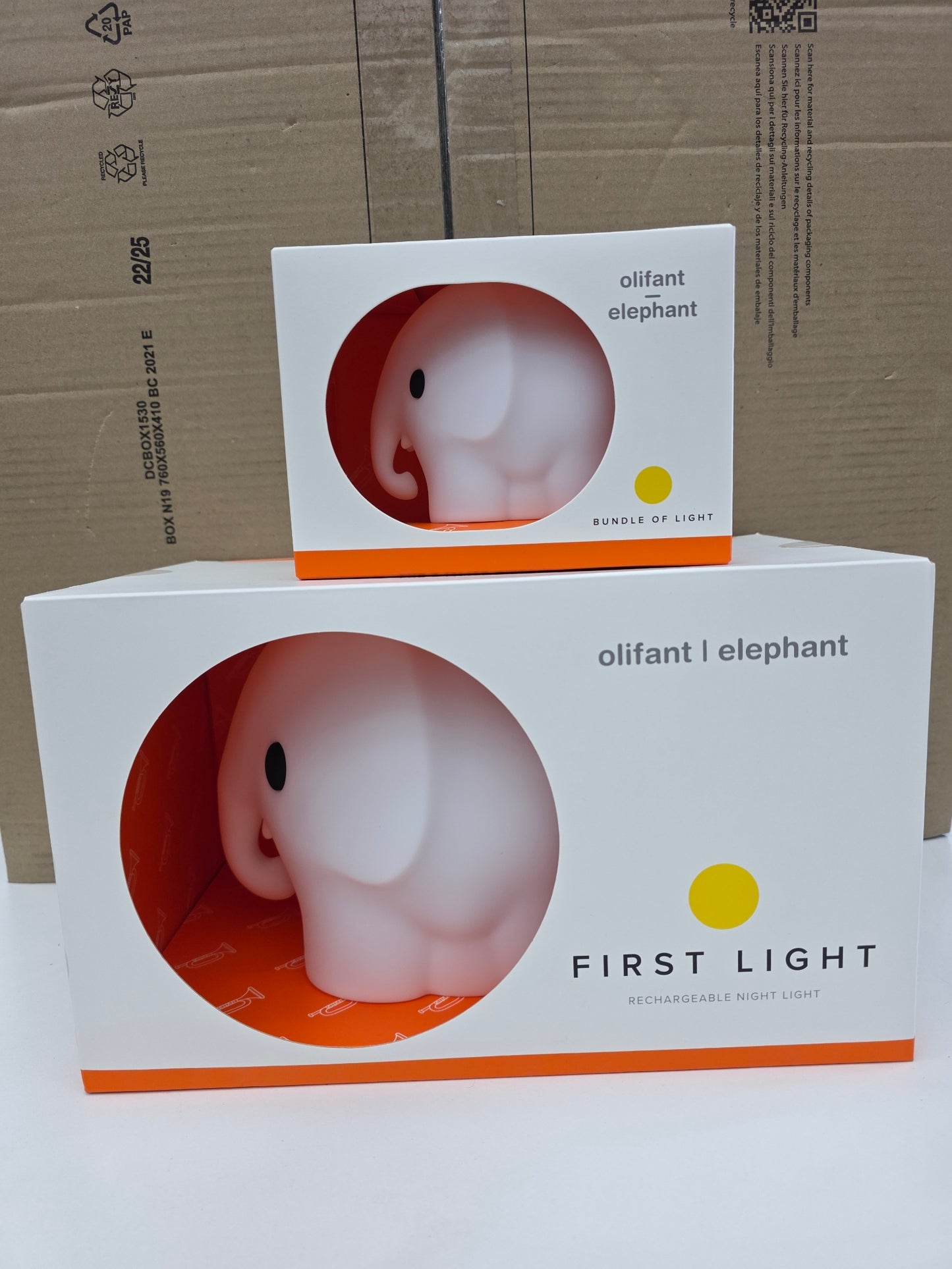 Mr Maria First Light Elephant 2er Set – 11 cm & 23 cm LED-Nachtlicht