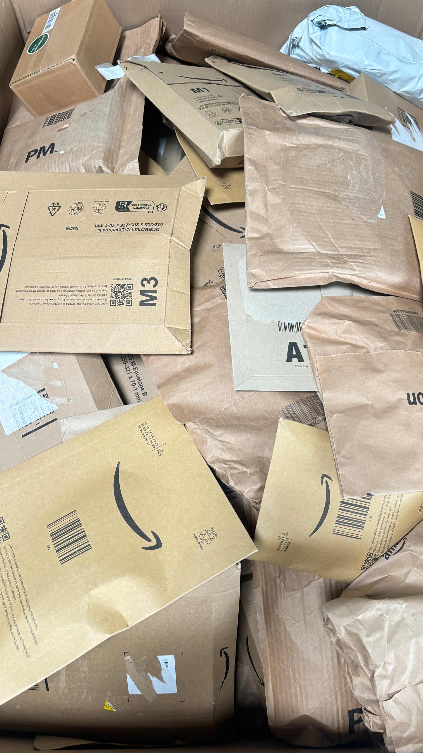 Amazon Retouren Palette mit Secret Packs ungeöffnet + GRATIS Versand (innerhalb DE)