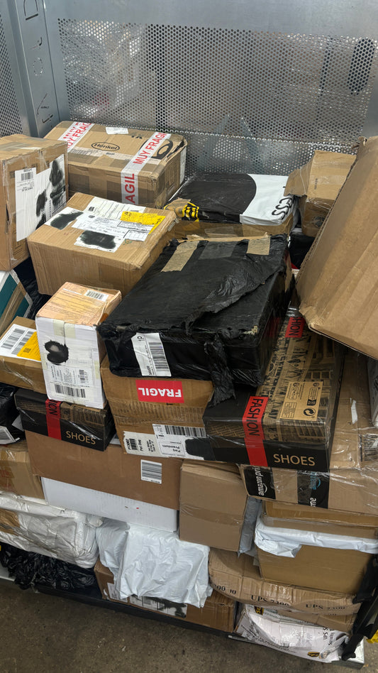 1x Rollwagen mit unzustellbaren Annahmeverweigerten Retouren Boxen